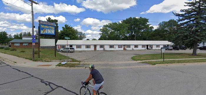 Warblers Way Motel (Forbes Motel) - Street View